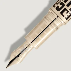 Great Characters Homage to Queen Limited Edition 95
